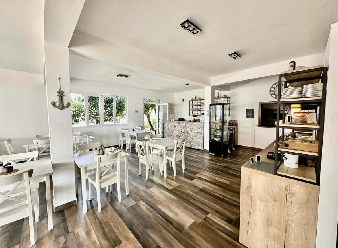Bed and Breakfast Pansion Braco Zavala Exterior foto