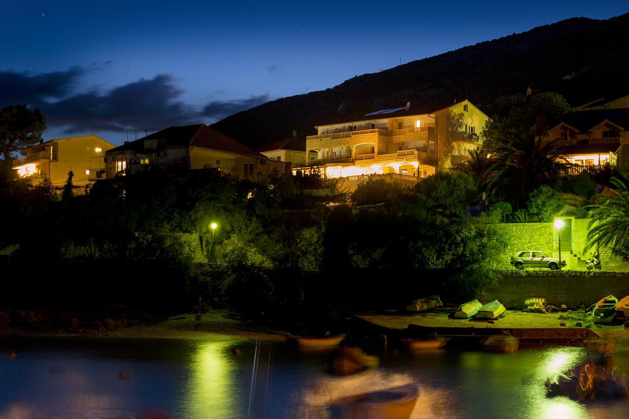 Bed and Breakfast Pansion Braco Zavala Exterior foto